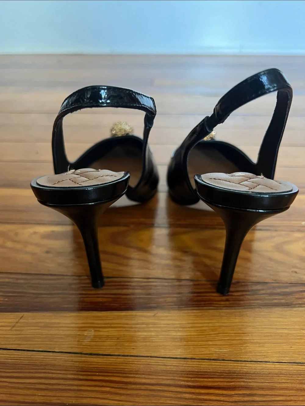 Kurt Geiger Belgravia Eagle Slingback Pumps Black Leather Pointed Toe Heel 38.5